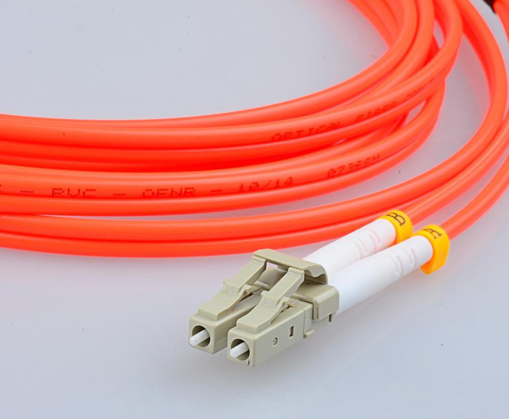 光纖收發(fā)器如何實現長距離組網？